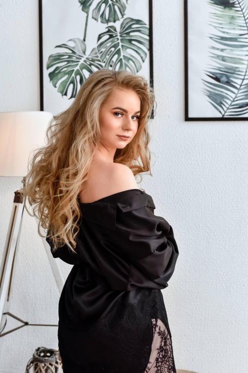 Проститутка Оксана, СПб у метро Звёздная