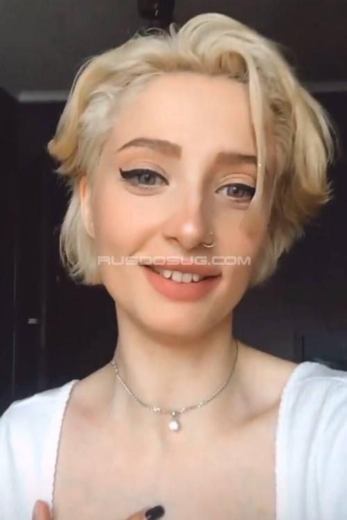 Проститутка Алина, Питера у метро Проспект Просвещения