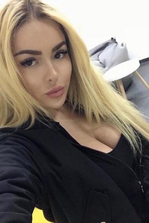 Проститутка Алина, СПб у метро Горьковская